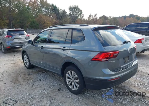 2019 Volkswagen Tiguan 2.0T S z USA, uszkodzony, nr VIN 3VV1B7AX3KM063596
